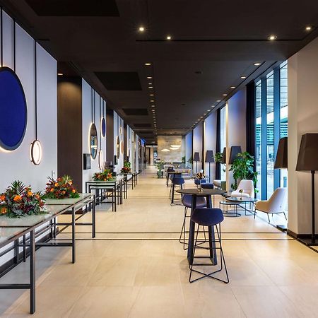 Hilton Garden Inn Krakow Airport Exterior photo