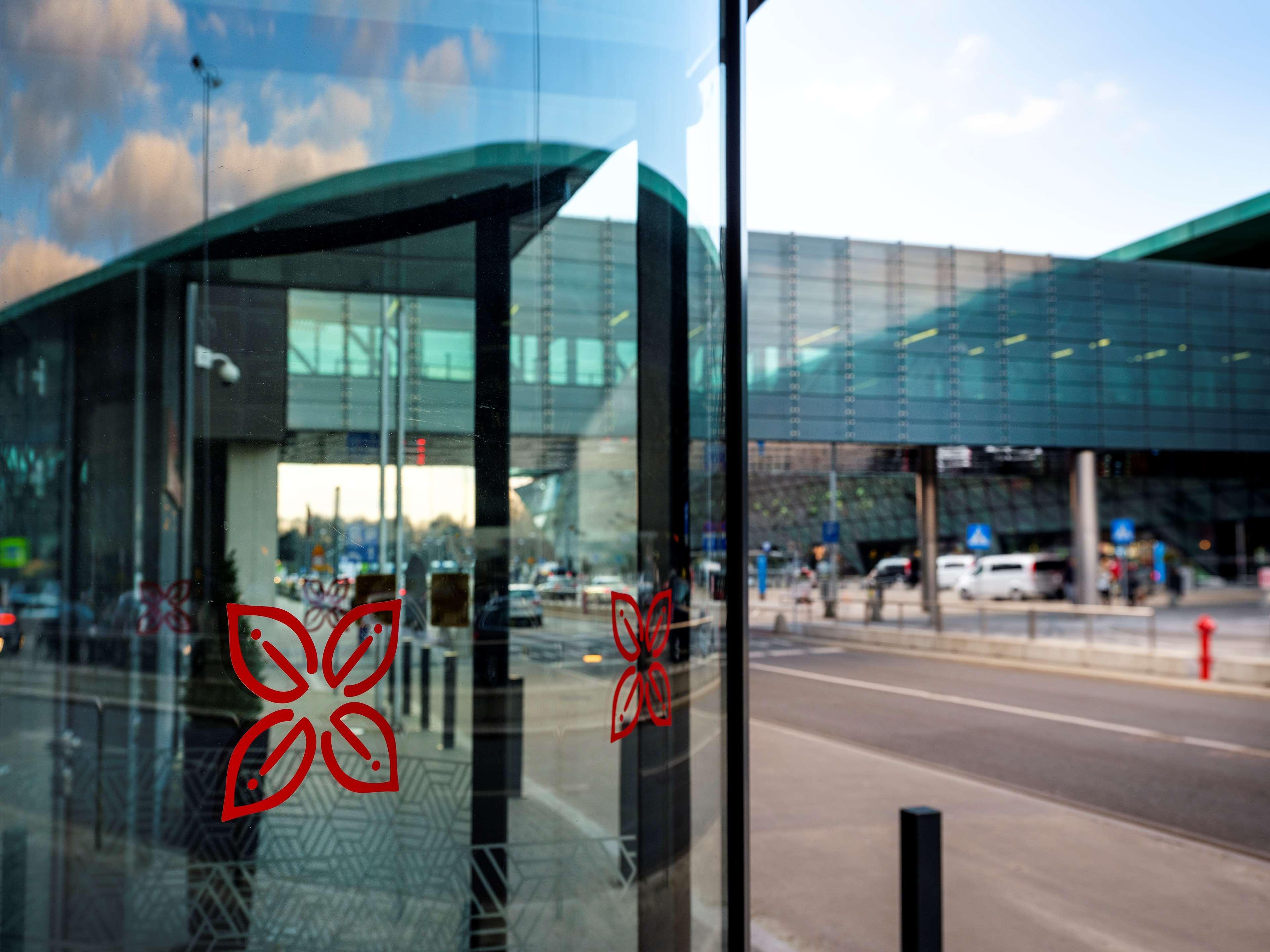 Hilton Garden Inn Krakow Airport Exterior photo