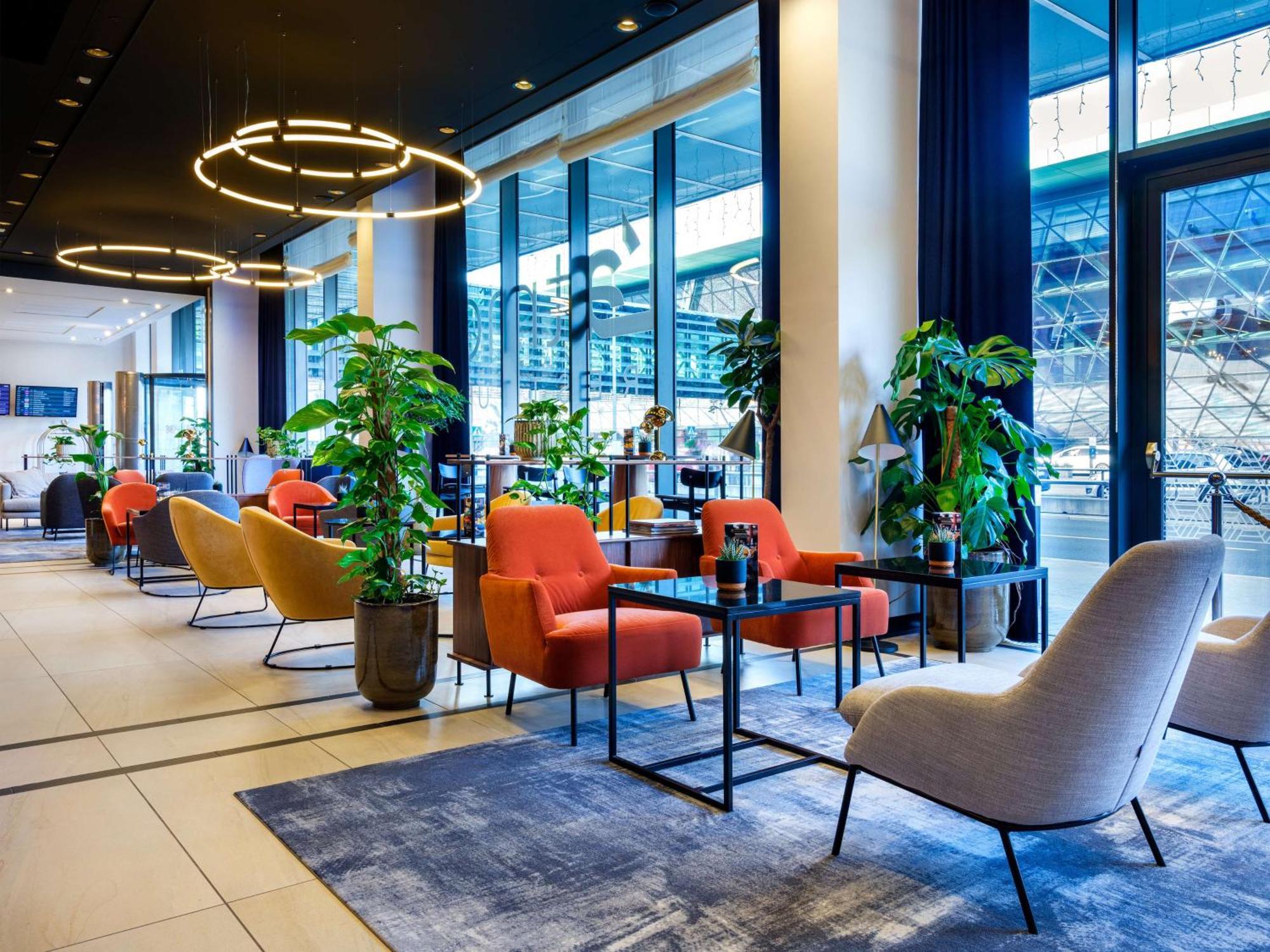 Hilton Garden Inn Krakow Airport Exterior photo
